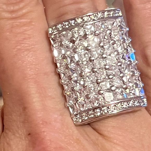🌟🌟Hearts & Bling Signature Ring! CZs up to Knuckle Silver Ring-Iced Out Bling! - Picture 6 of 7